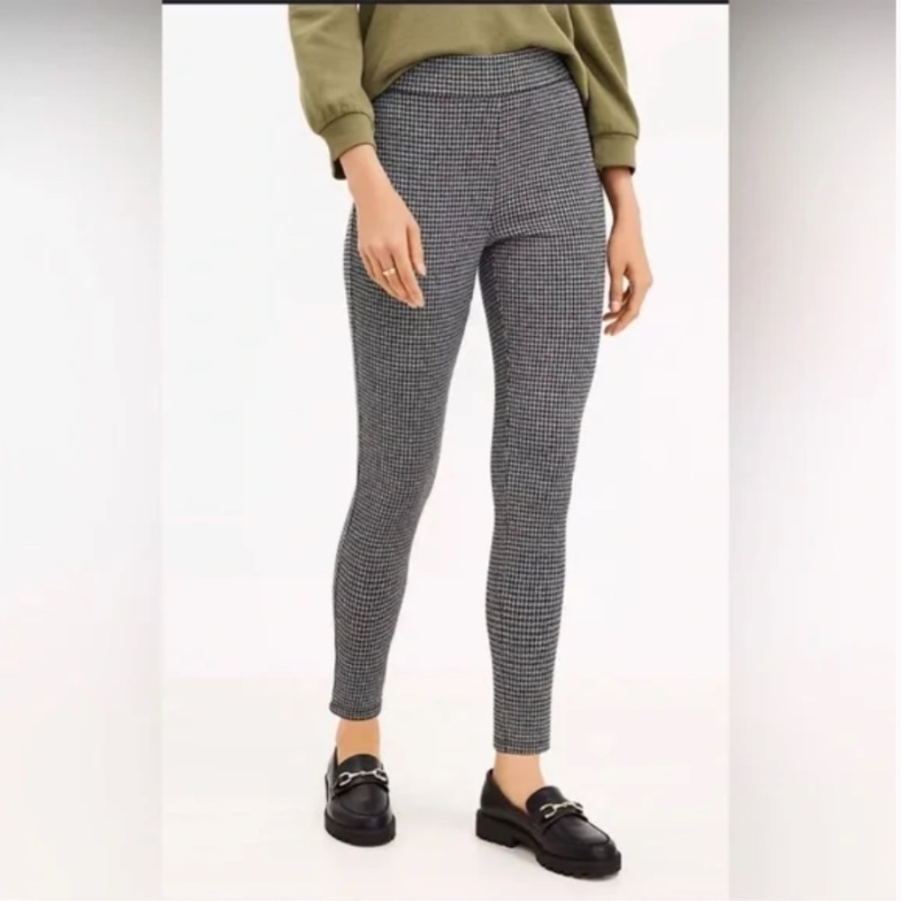 LOFT Black and White Houndstooth Leggings Size Large NWT